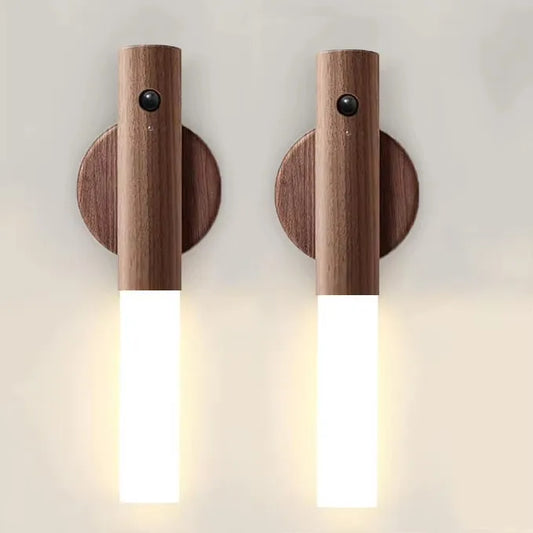 Luminária LED Inteligente com Sensor de Movimento – Design em Madeira, Recarregável e com Fixação Magnética